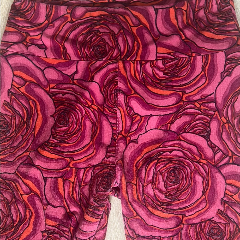 LuLaRoe OS Pink and Red Rose Floral Leggings